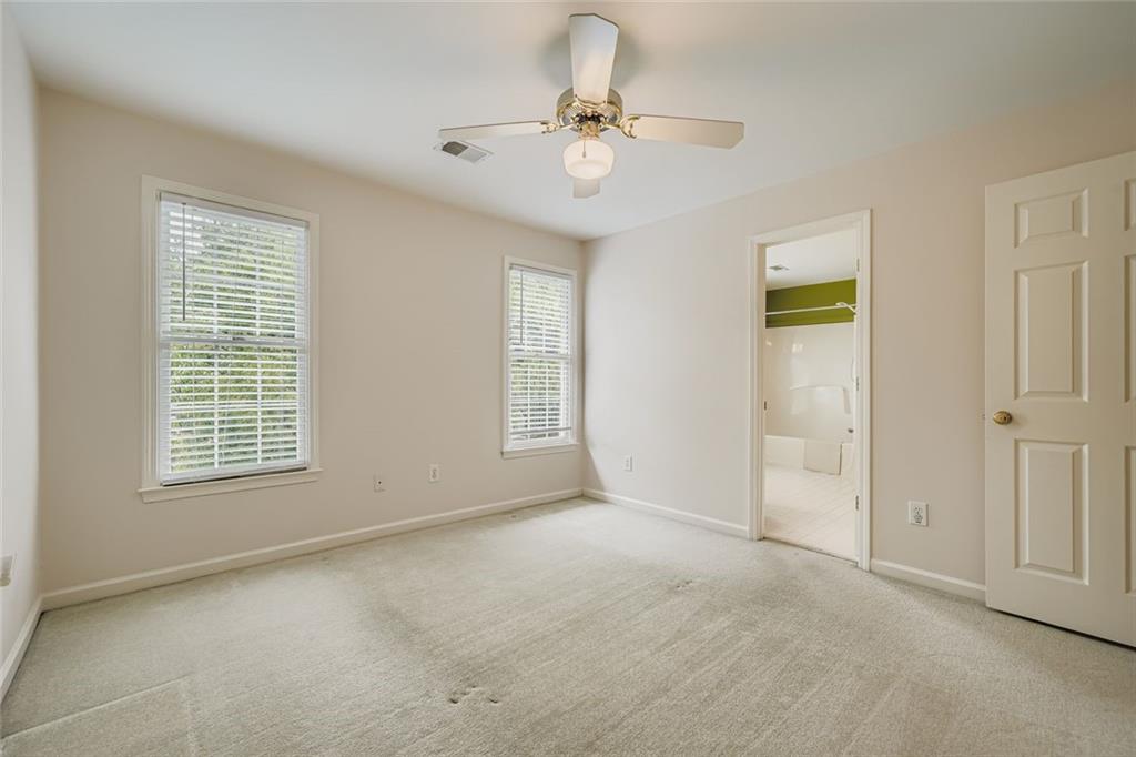 1231 Ivy Brook Lane NE