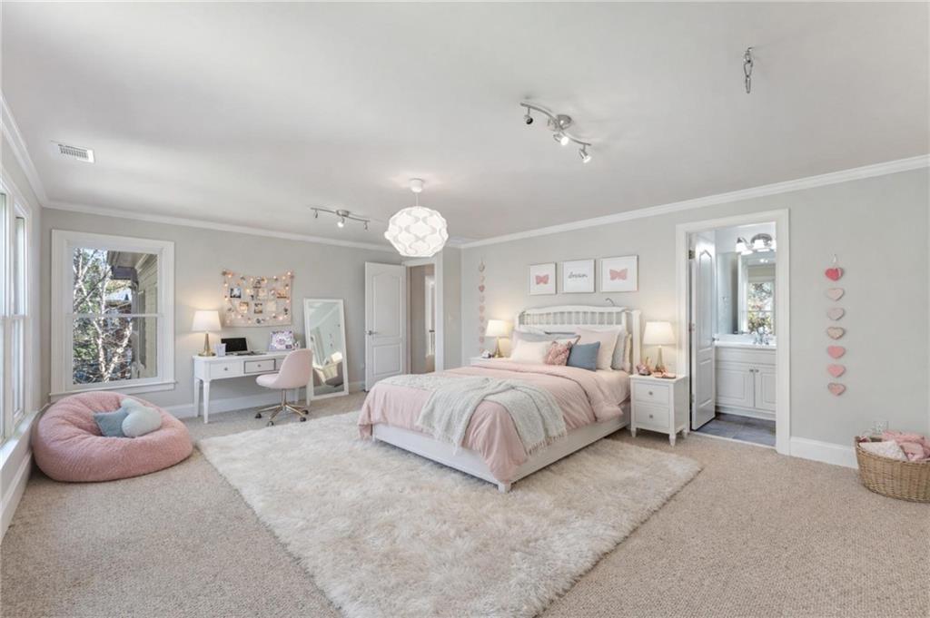 2071 Havenview Court