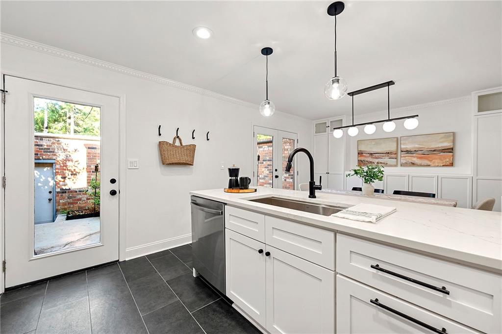 1498 Leafmore Place