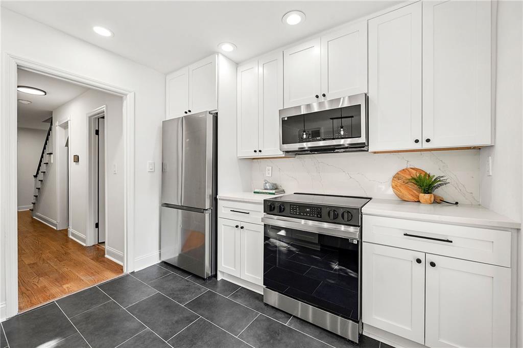 1498 Leafmore Place