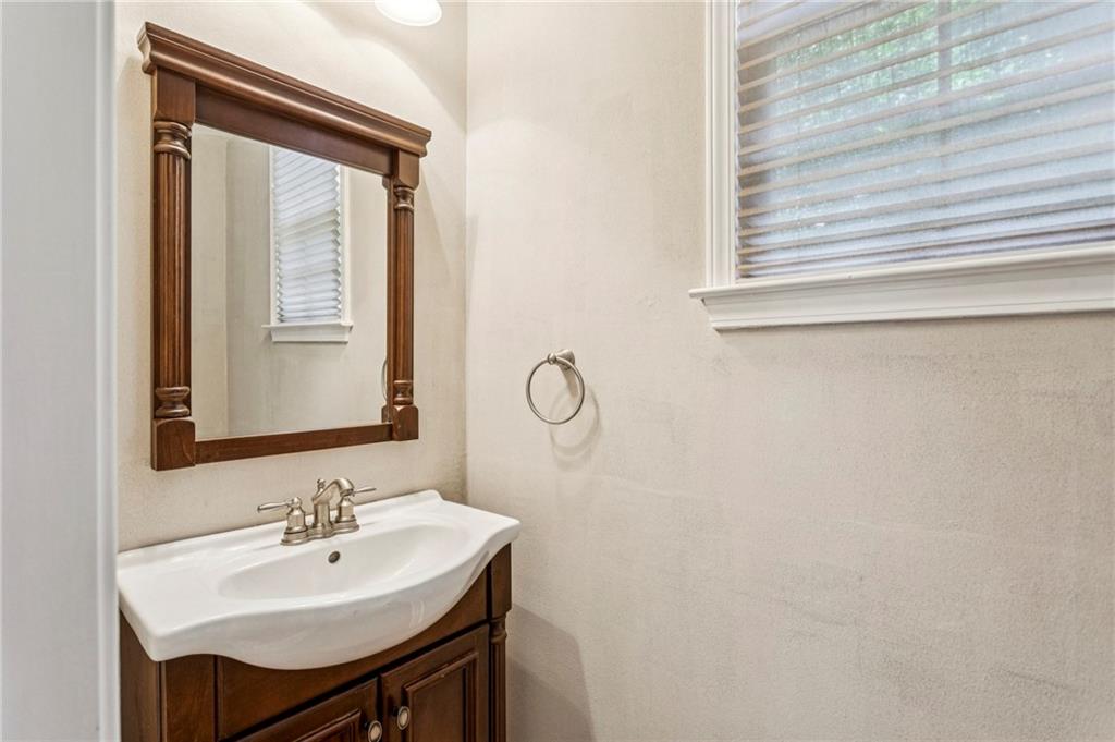 380 Wexford Overlook Drive