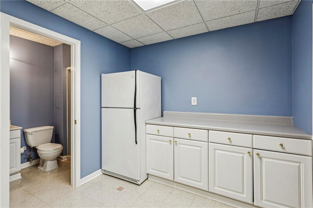 380 Wexford Overlook Drive