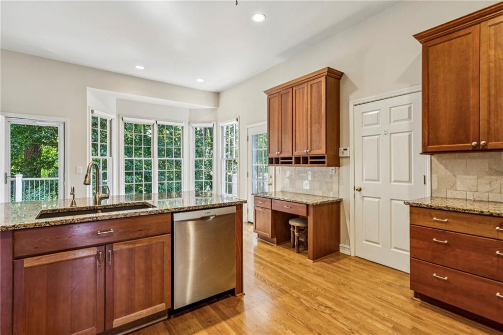 380 Wexford Overlook Drive