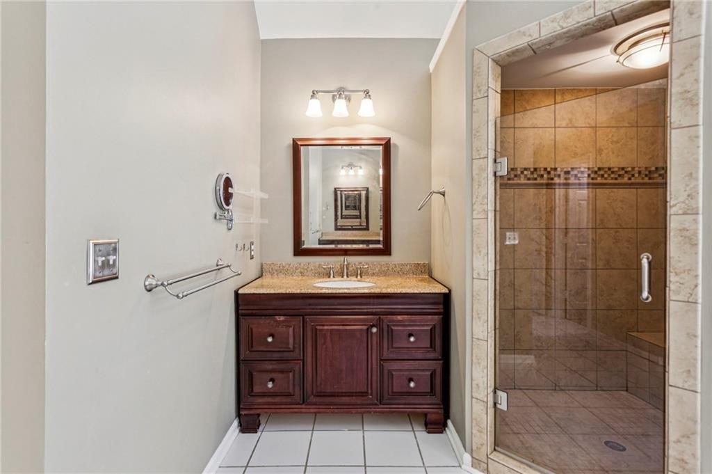 380 Wexford Overlook Drive