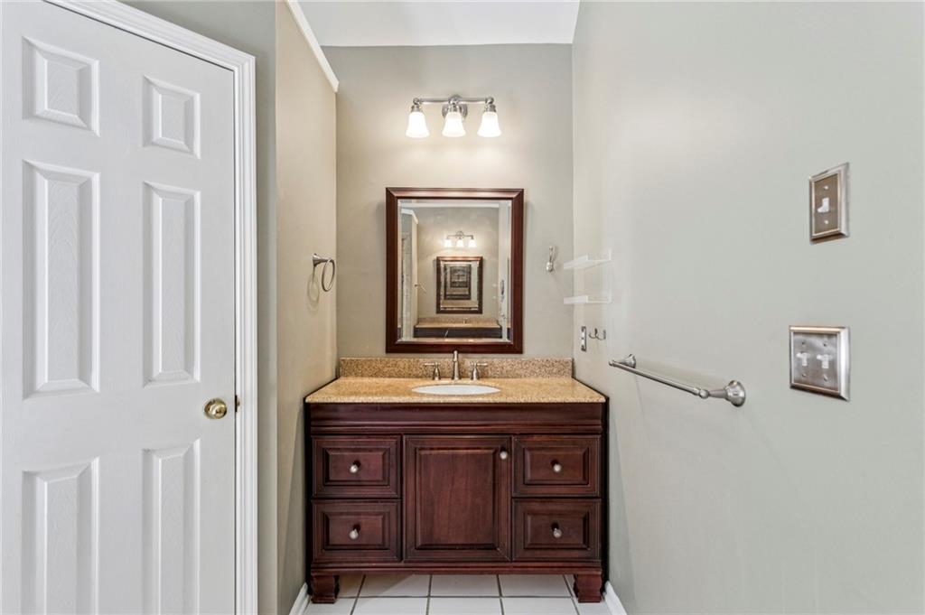 380 Wexford Overlook Drive