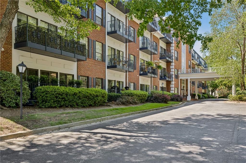 2921 Lenox Road NE Unit 106