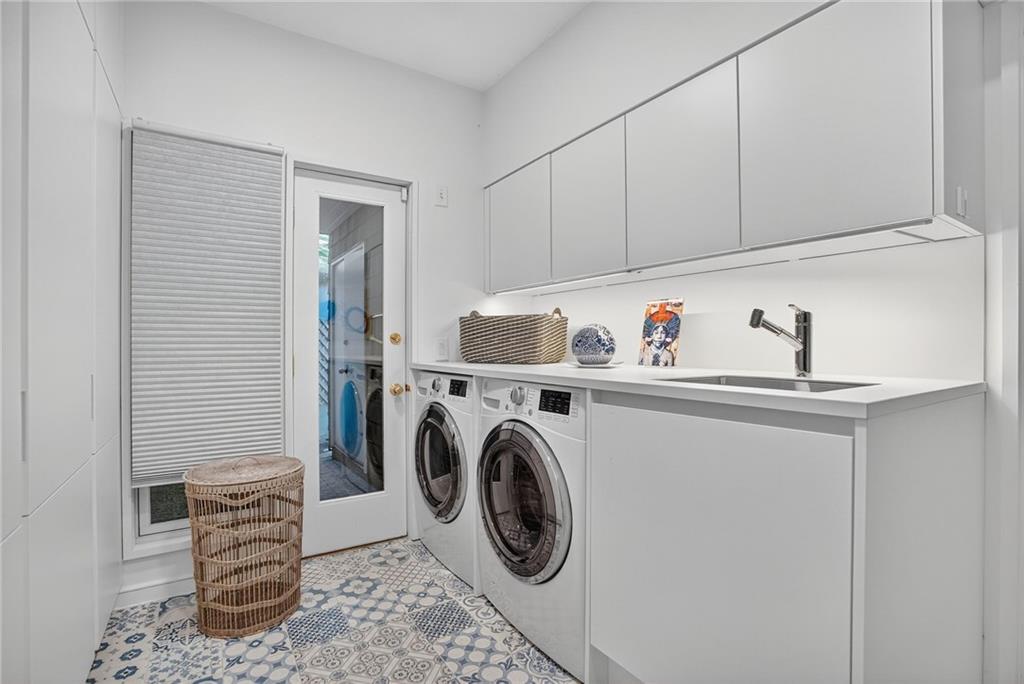 3033 E Pine Valley Road NW