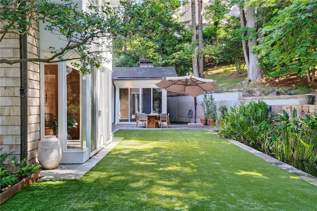 3033 E Pine Valley Road NW