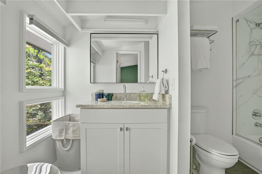 3033 E Pine Valley Road NW