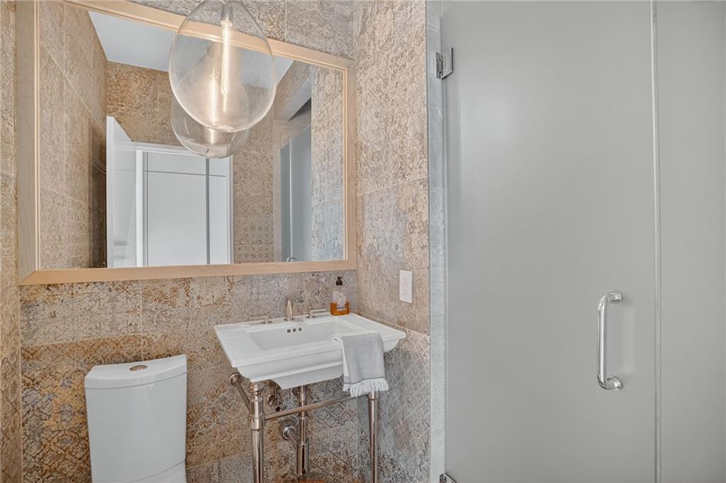 3033 E Pine Valley Road NW