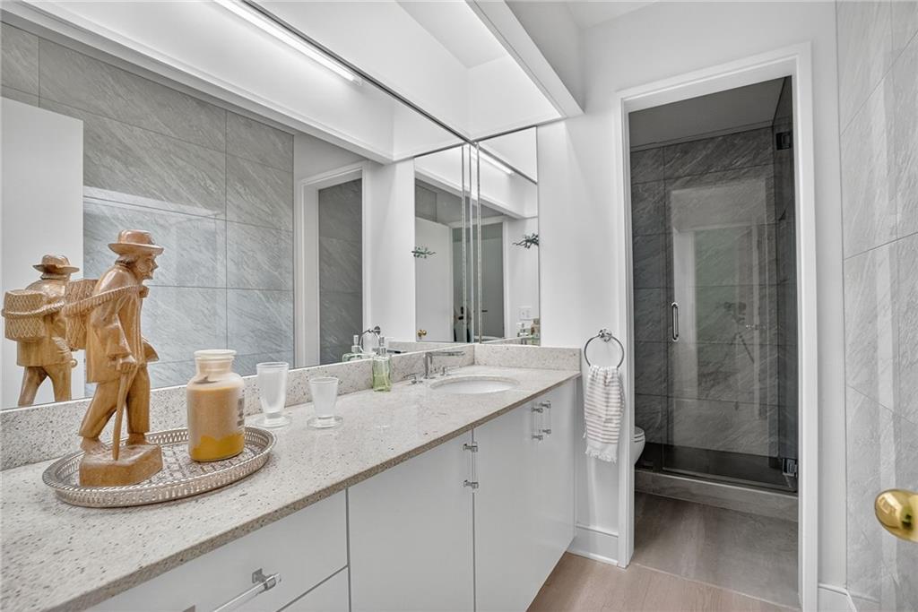 3033 E Pine Valley Road NW