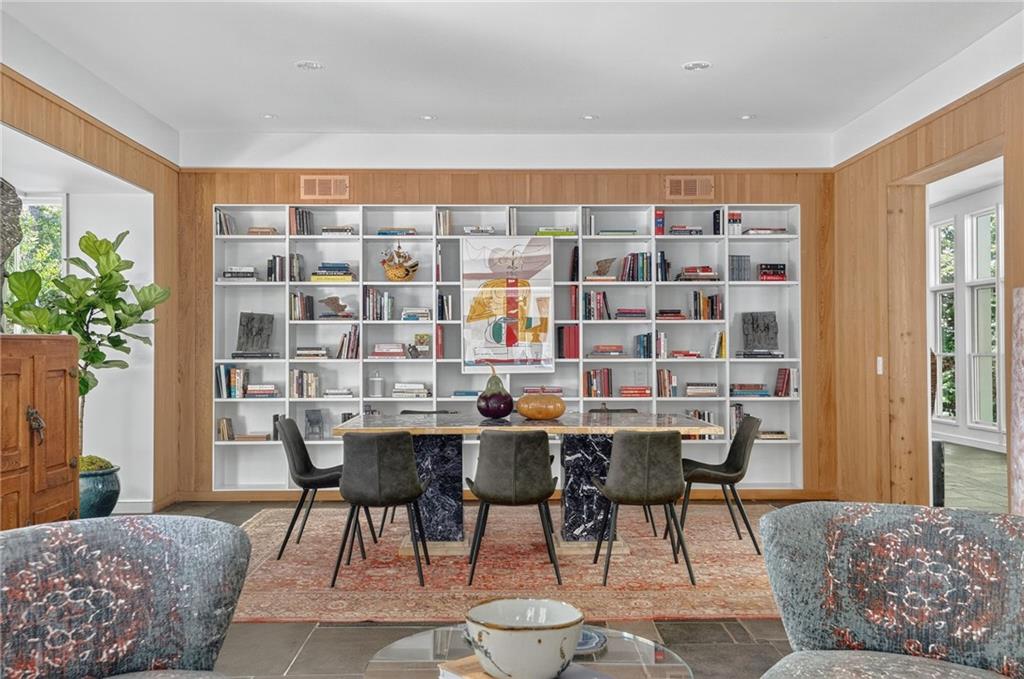 3033 E Pine Valley Road NW