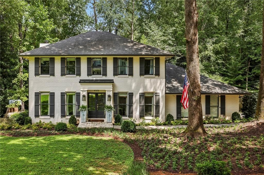 4505 Glengary Drive NE