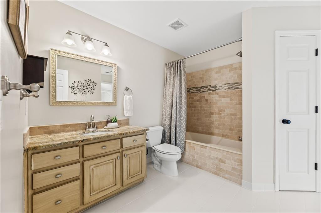 1225 Bay Pointe Terrace