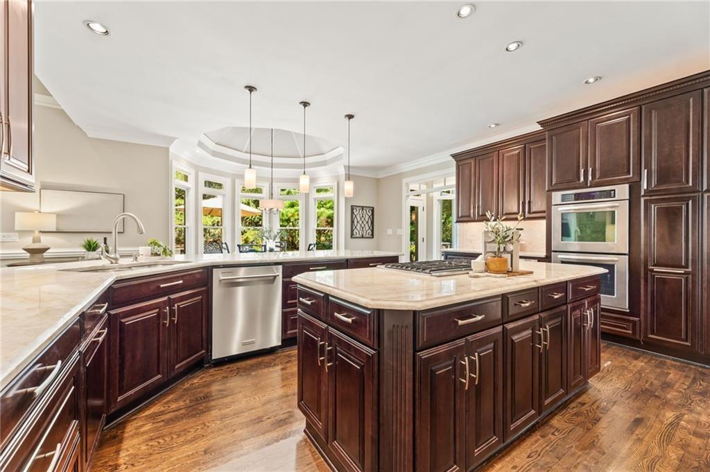 1225 Bay Pointe Terrace