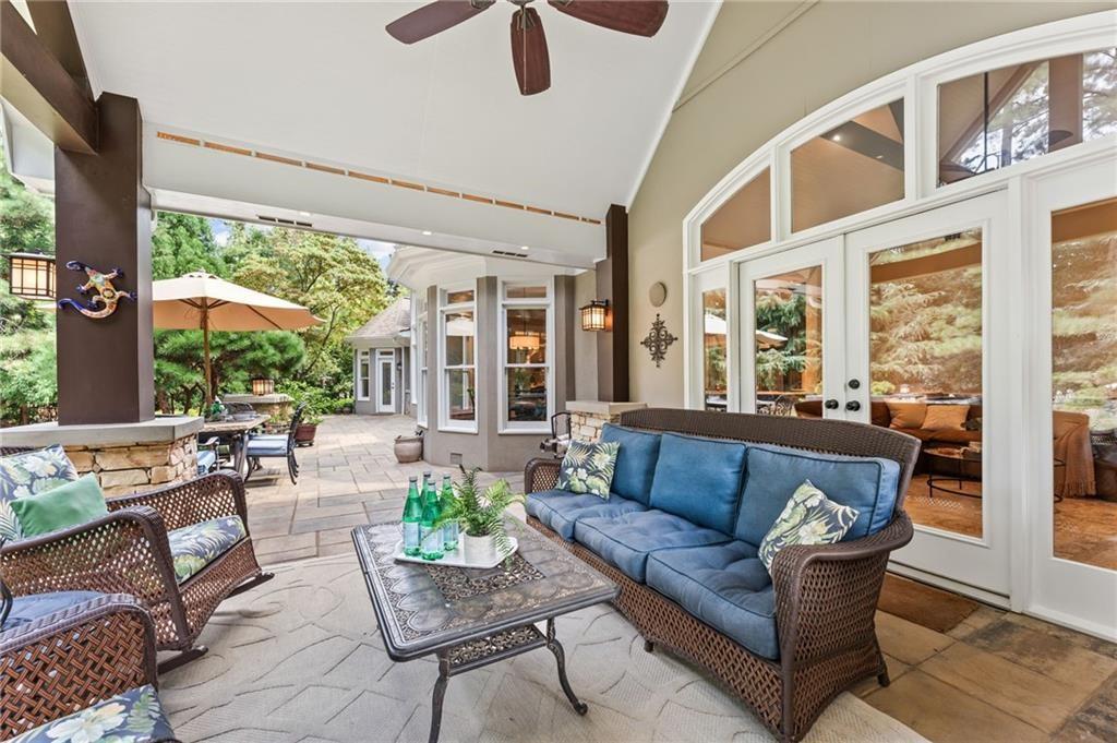 1225 Bay Pointe Terrace