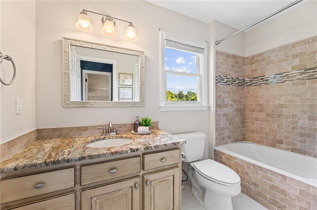 1225 Bay Pointe Terrace