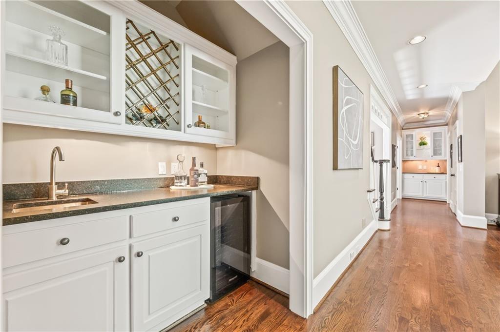 1225 Bay Pointe Terrace