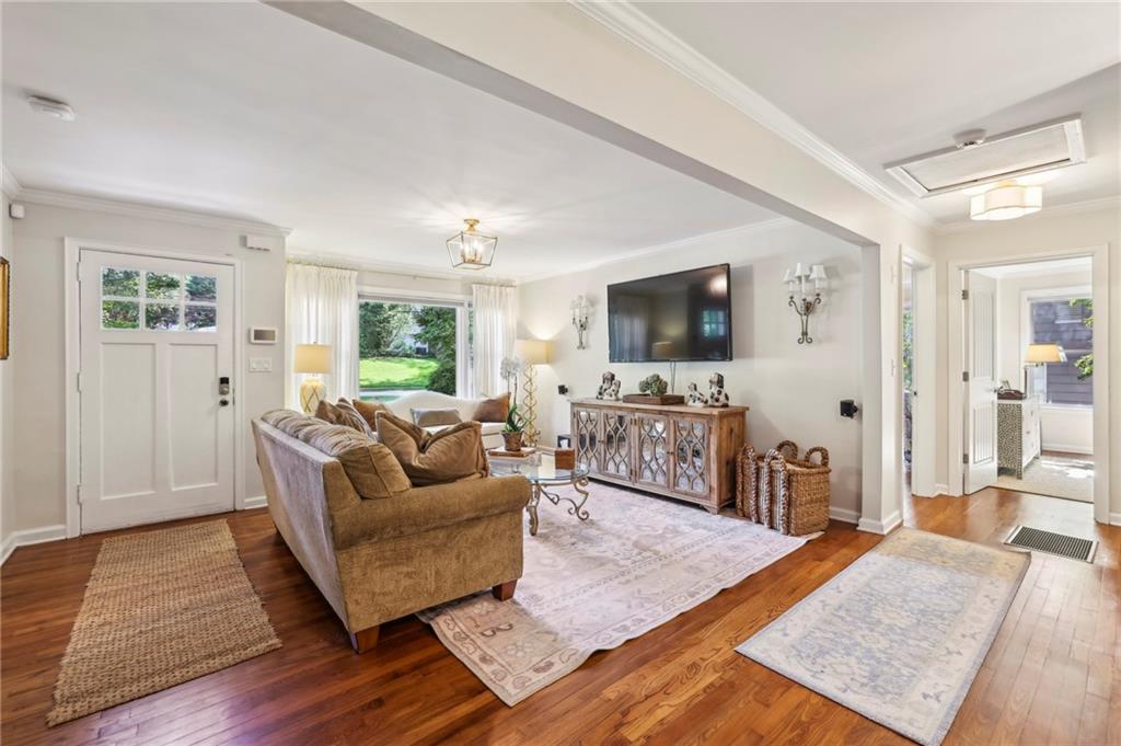 1600 Belle Isle Circle NE