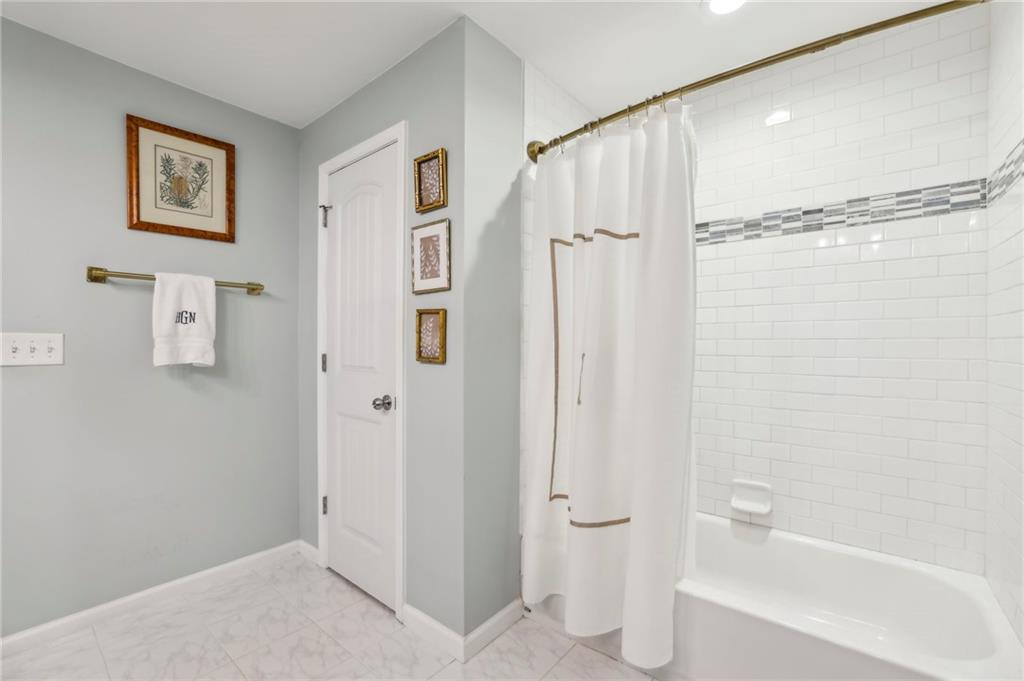 1600 Belle Isle Circle NE