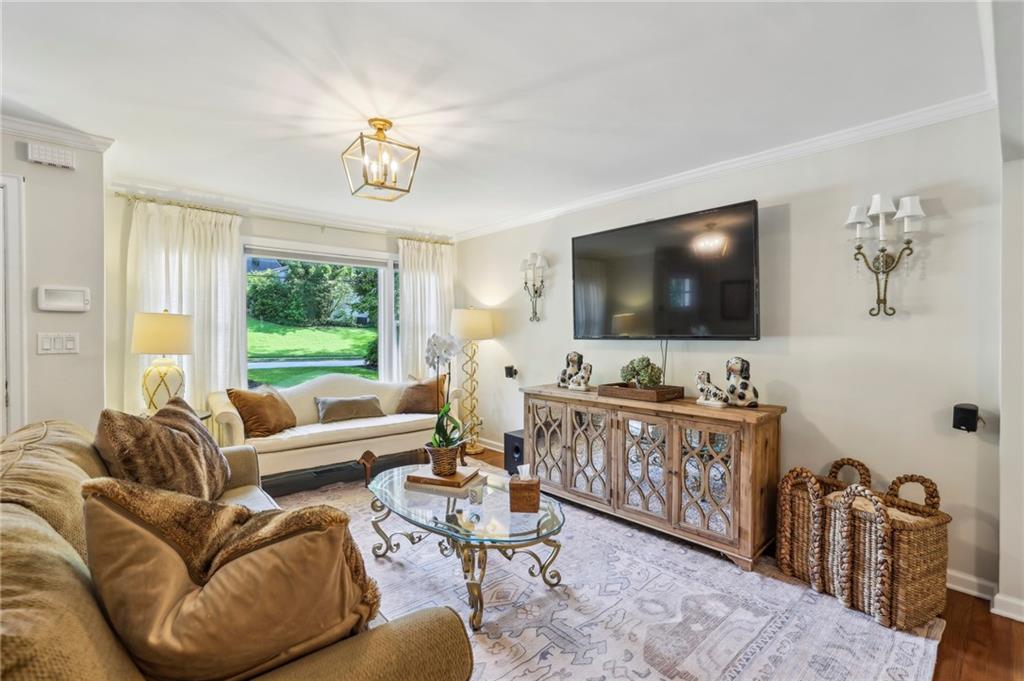 1600 Belle Isle Circle NE