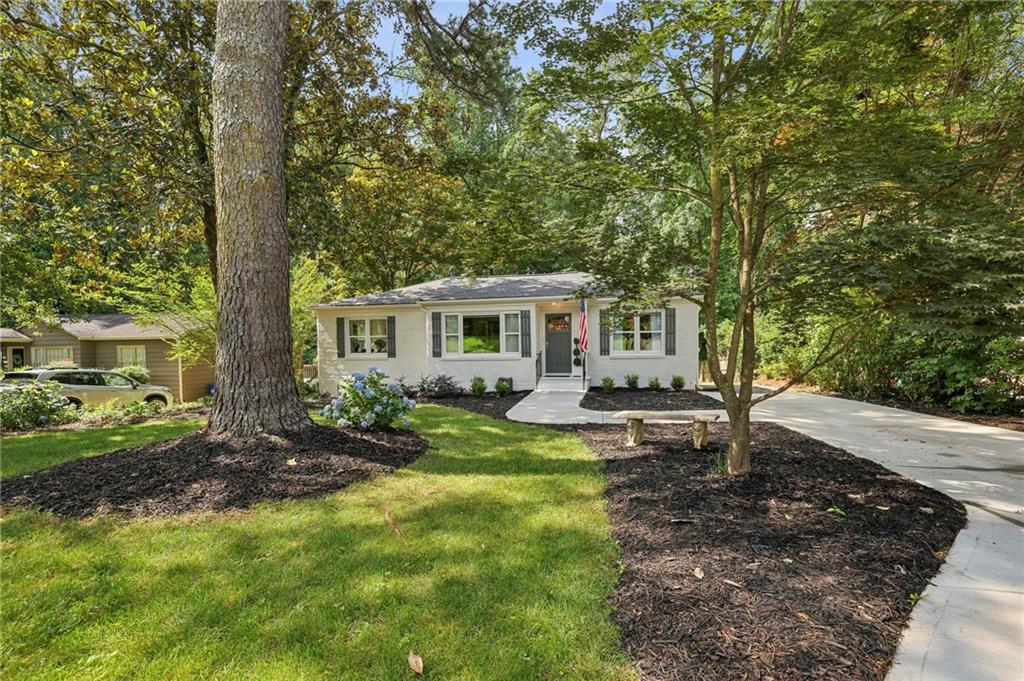 1600 Belle Isle Circle NE