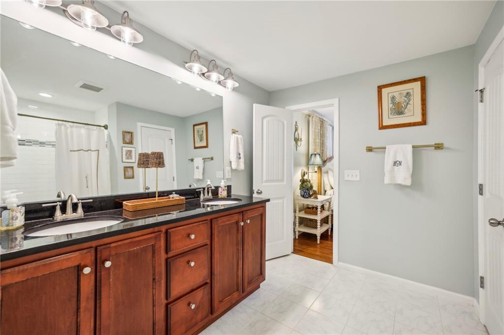 1600 Belle Isle Circle NE