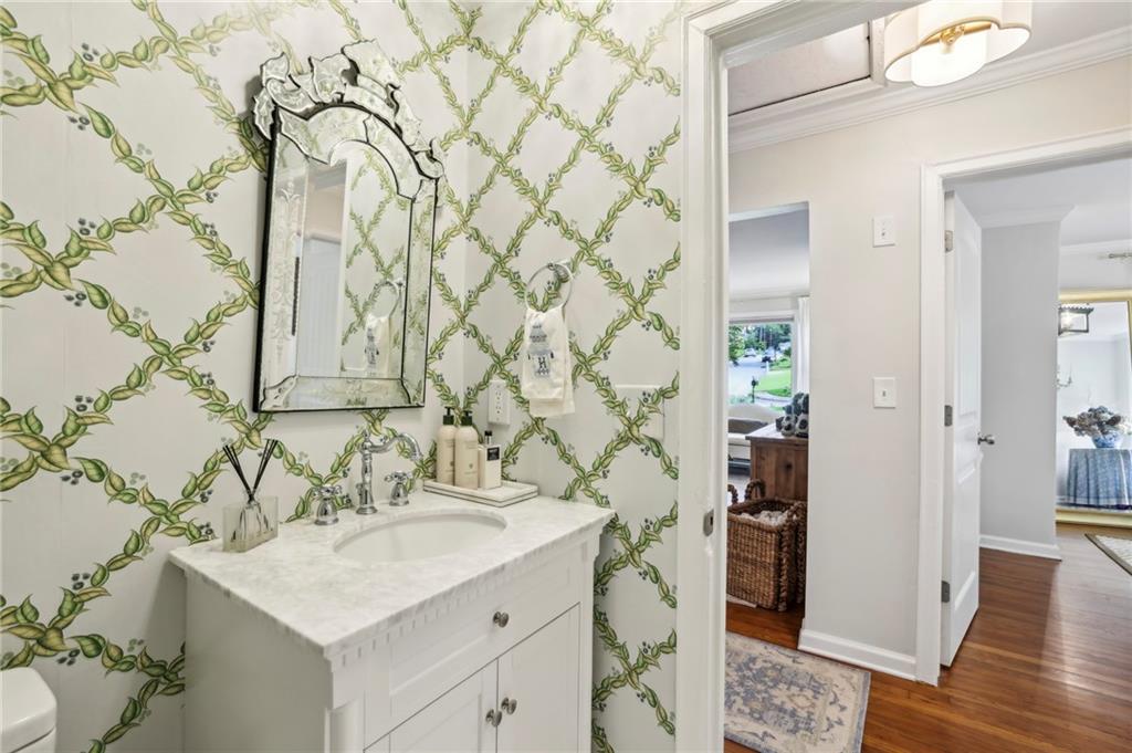 1600 Belle Isle Circle NE