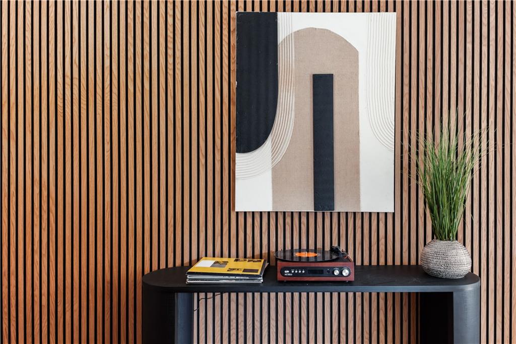 1281 Avalon Place NE