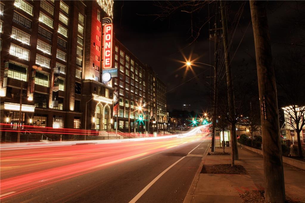 1281 Avalon Place NE