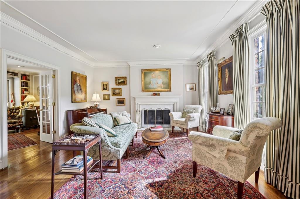 3612 Mayfair Road NE