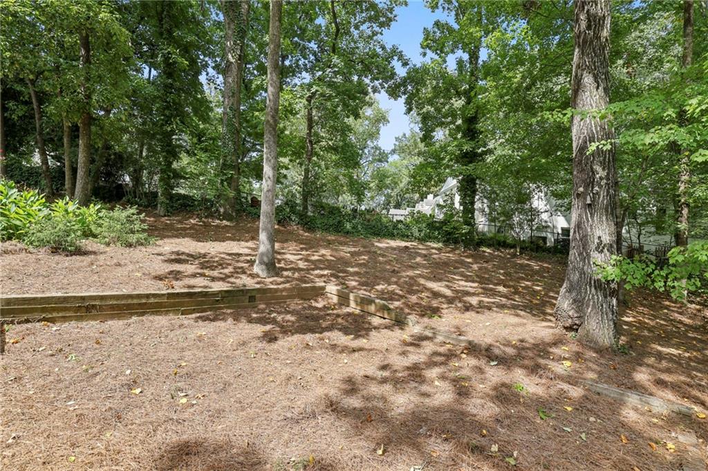 3612 Mayfair Road NE