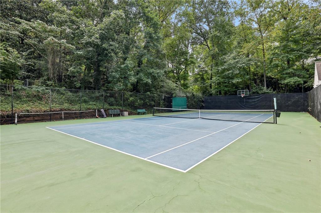 3612 Mayfair Road NE