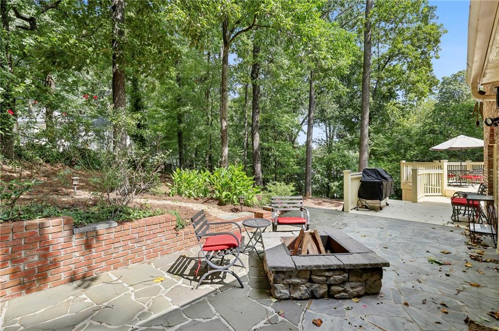 3612 Mayfair Road NE