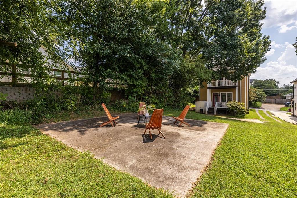 230 Bill Lucas Drive SE