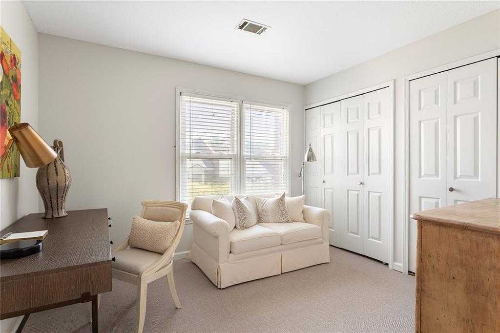 9 Queen Victoria Place NW