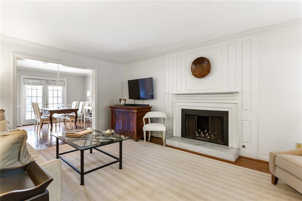 9 Queen Victoria Place NW