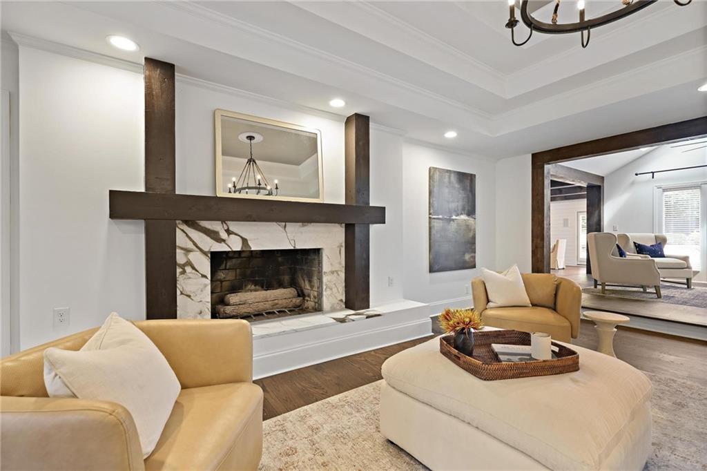 5860 Riverwood Drive