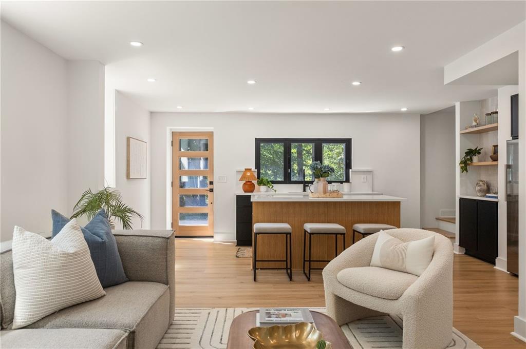 1104 Mason Woods Drive NE