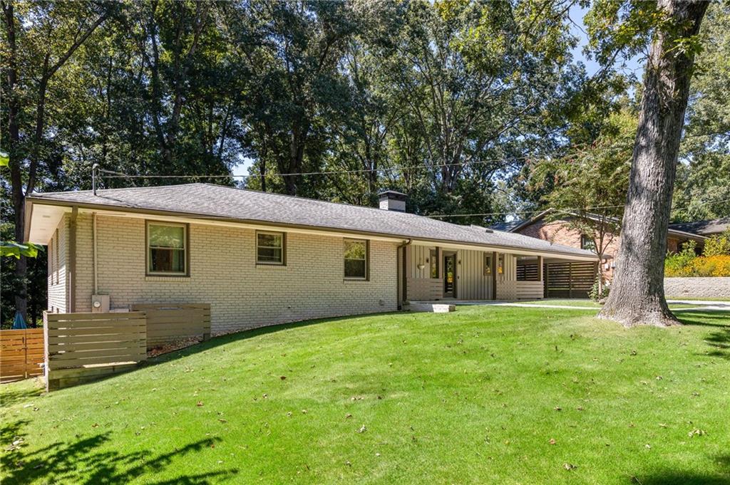 1104 Mason Woods Drive NE