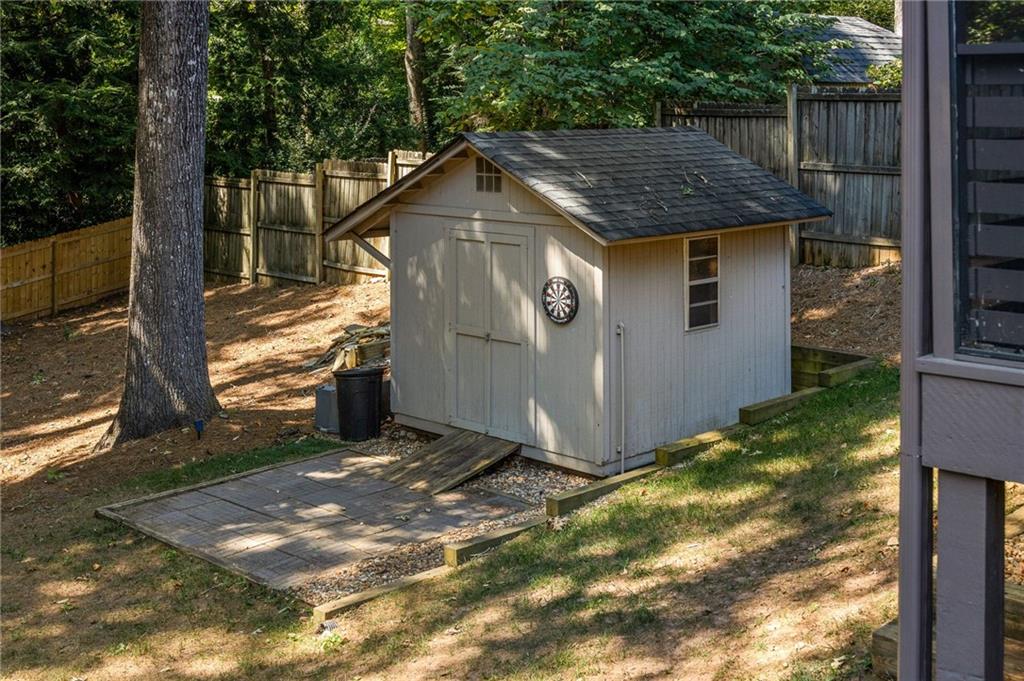 1104 Mason Woods Drive NE