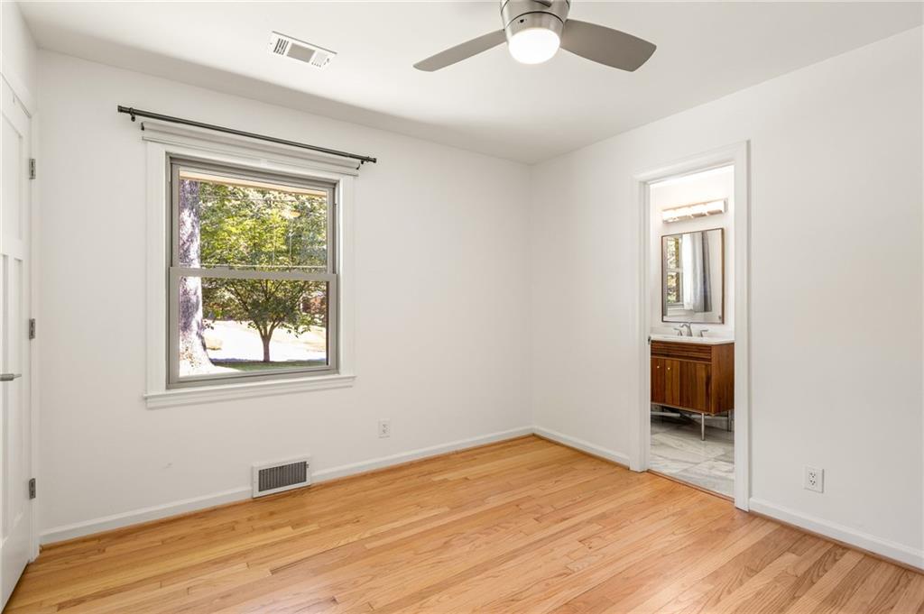 1104 Mason Woods Drive NE