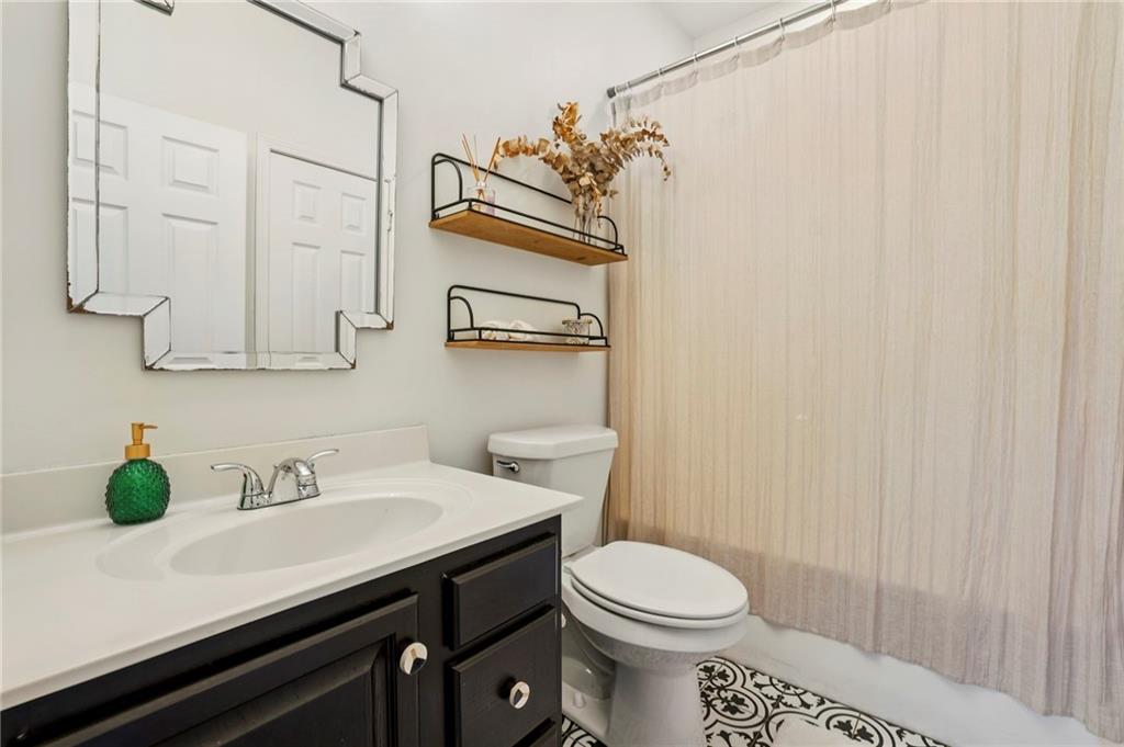 1693 Donna Lynn Drive