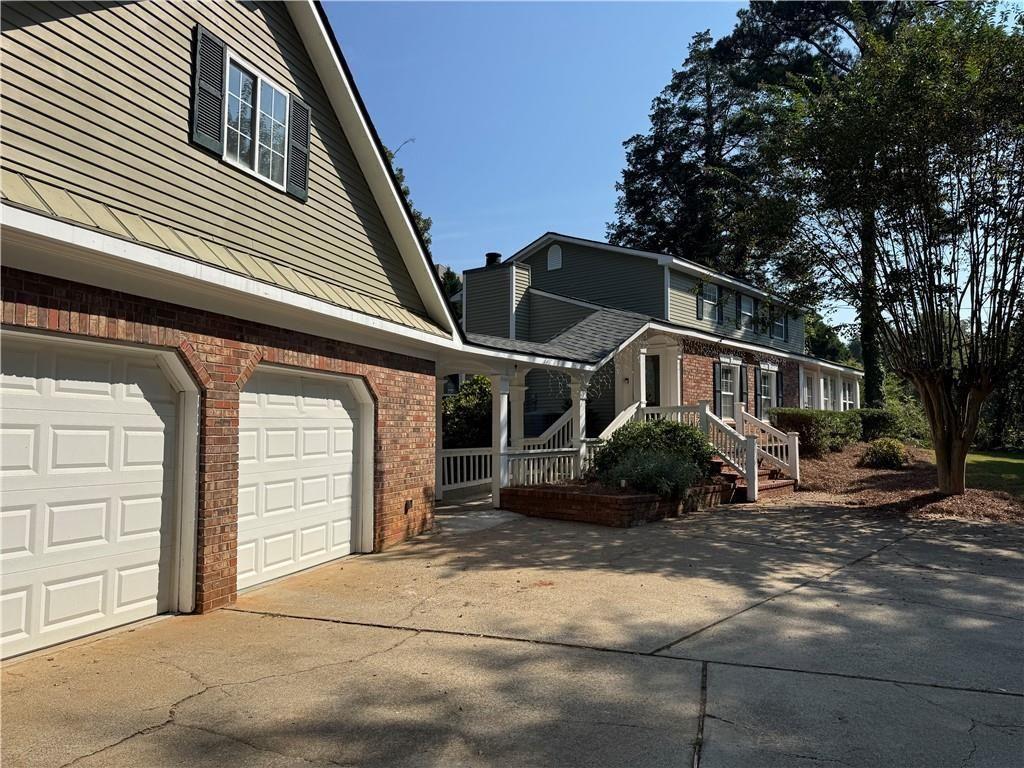 2315 Rocky Mountain Road NE