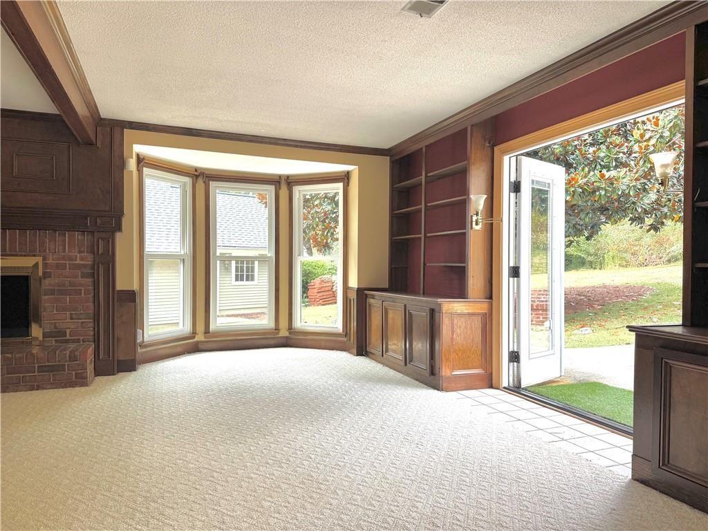 2315 Rocky Mountain Road NE