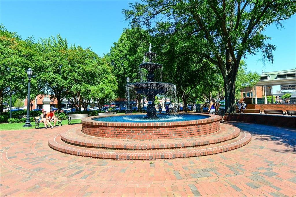 946 Cornwall Court SW