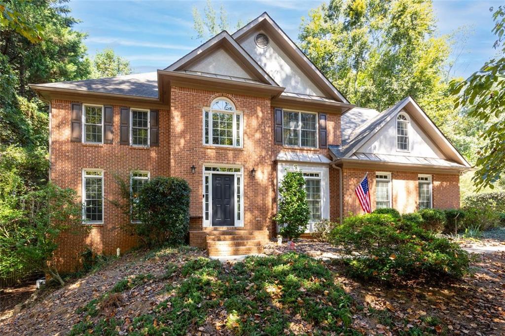 946 Cornwall Court SW