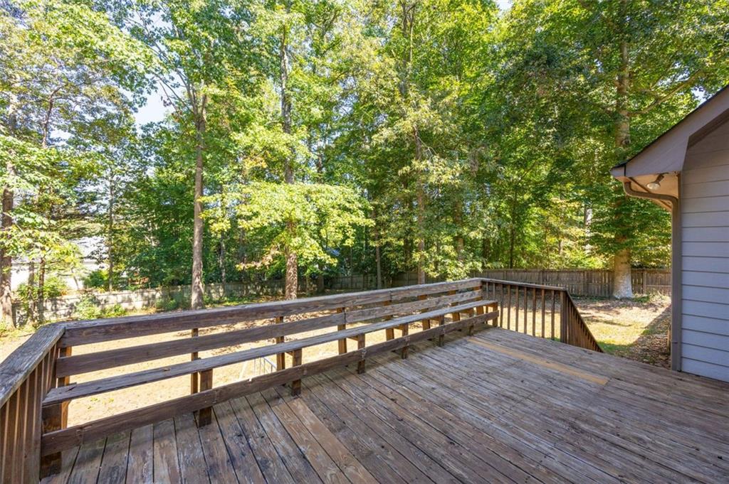 946 Cornwall Court SW