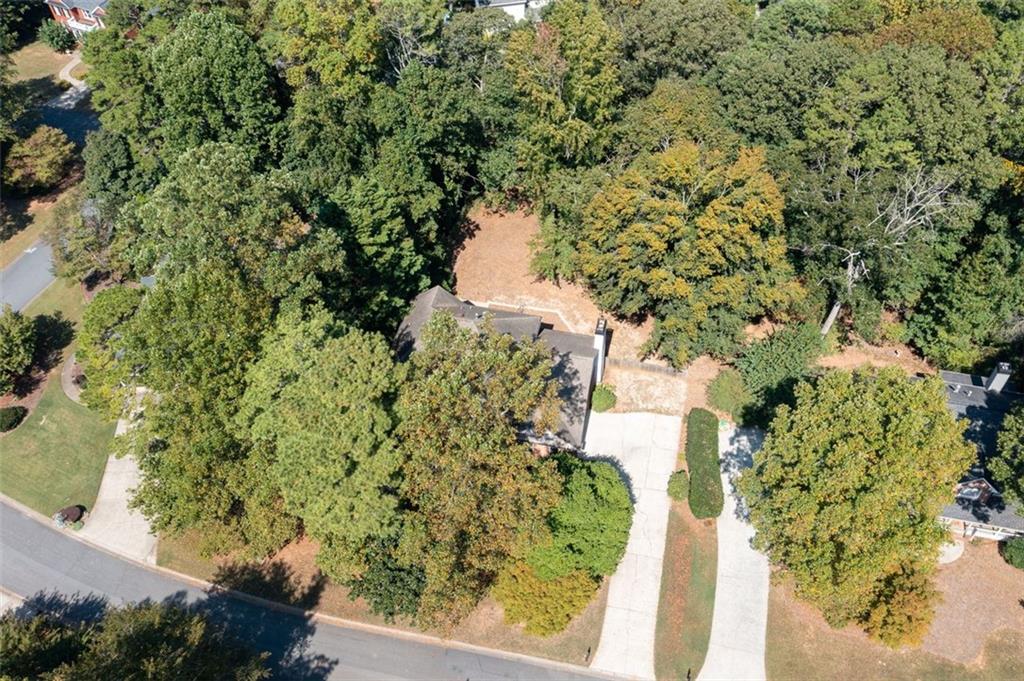 946 Cornwall Court SW