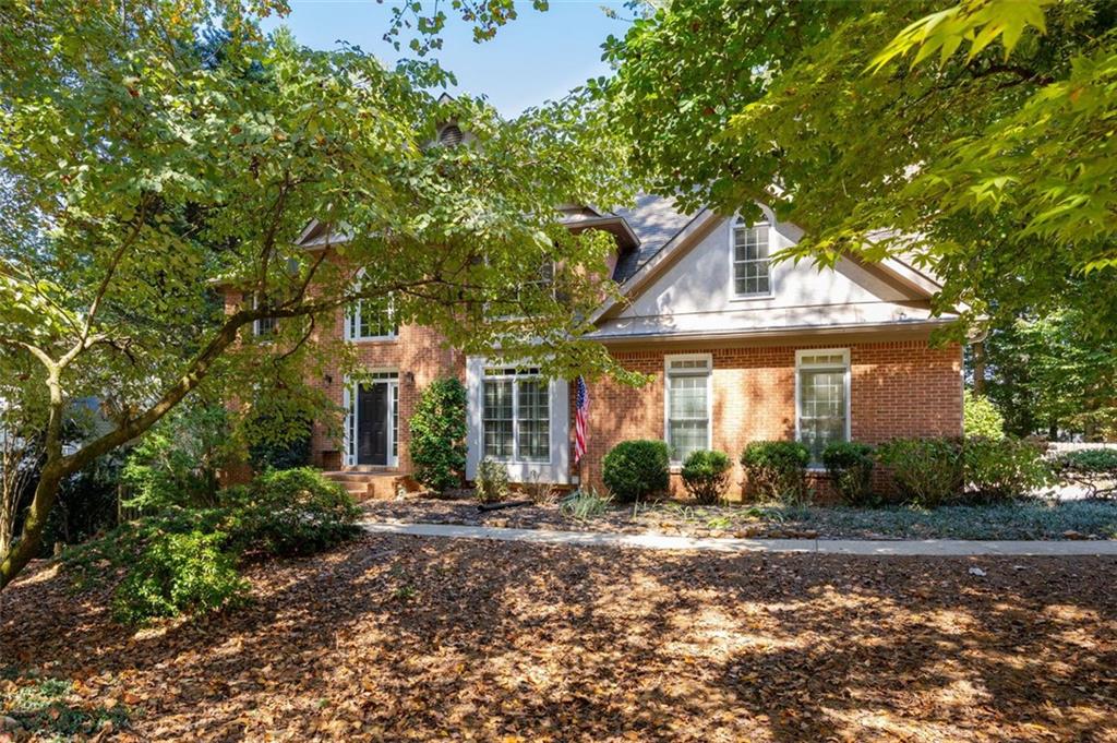 946 Cornwall Court SW